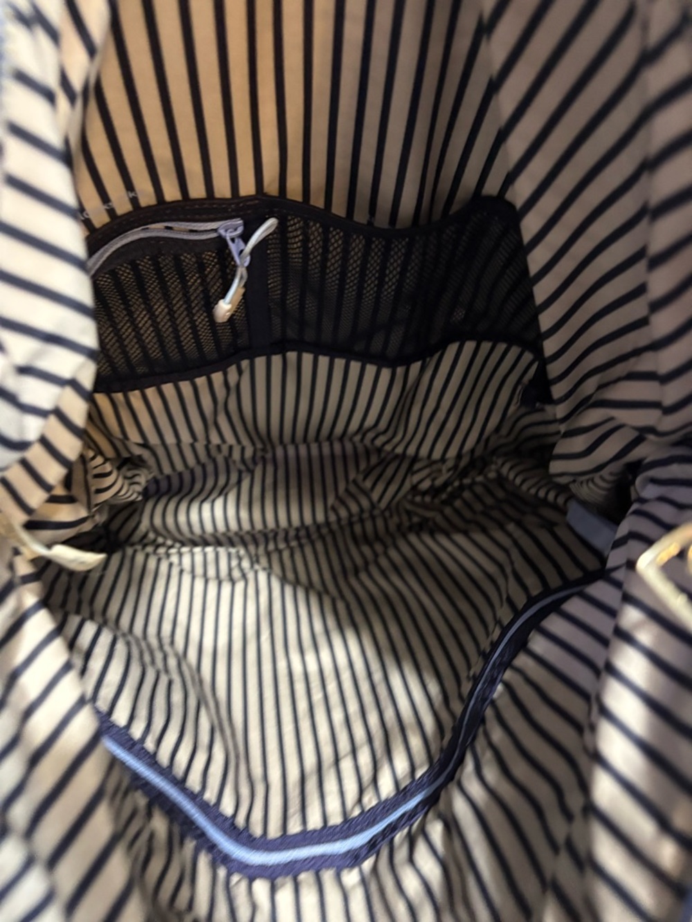 Lululemon Flow and Go Tote
Lavender Dusk - Picture 3 of 9